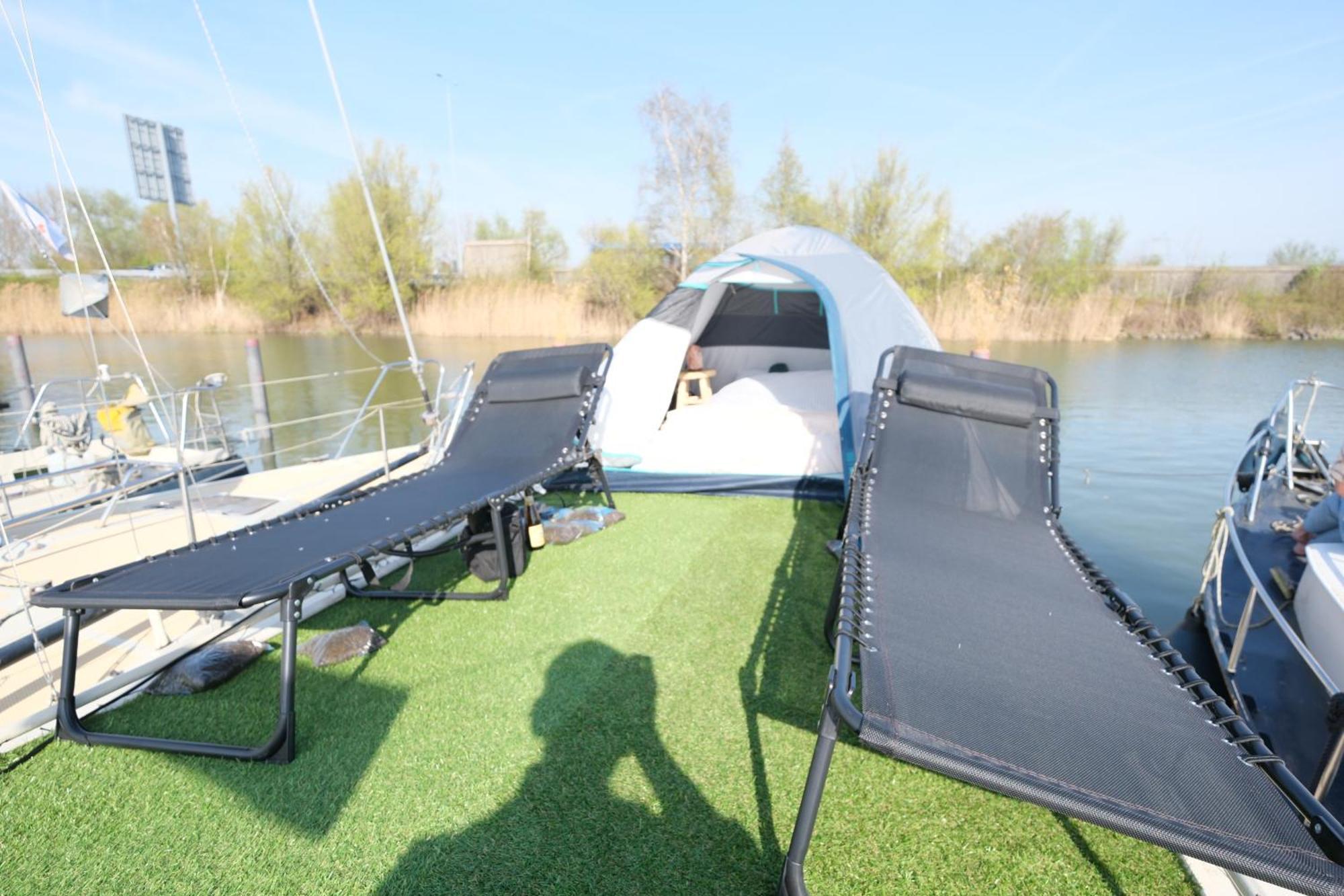 It's A Tent - On A Boat! * Amsterdam